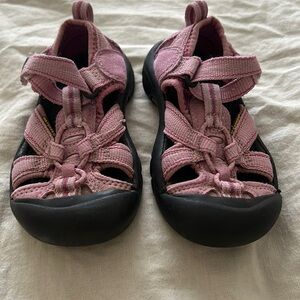 Keen toddler water proof shoes